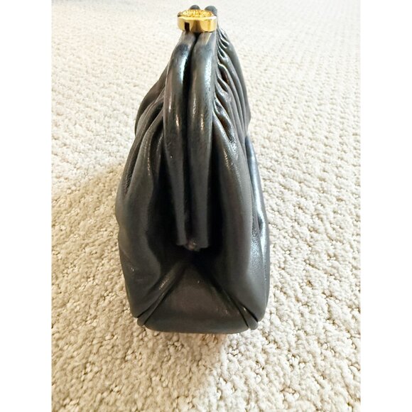 Chanel Black Leather Gold Kiss Lock Bag - Picture 5 of 12